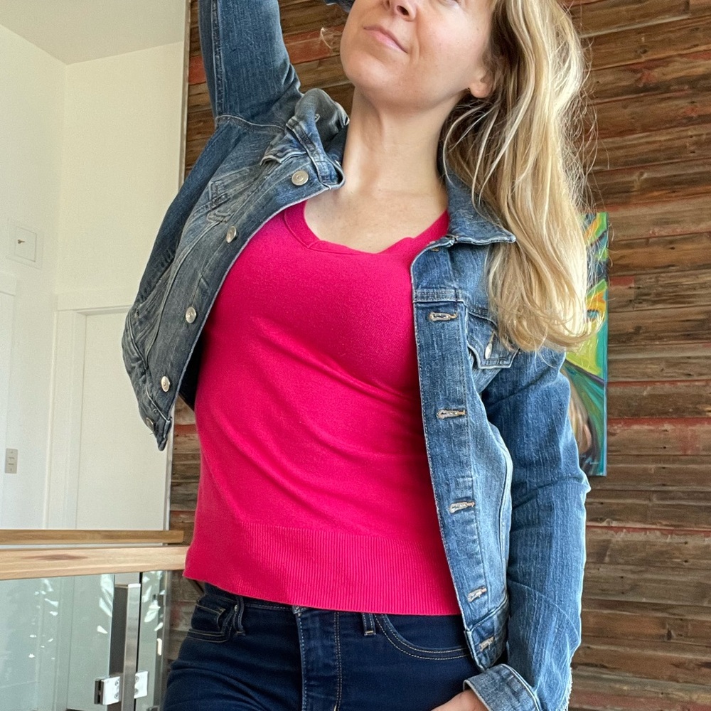 Classic Women’s Denim Jean Jacket